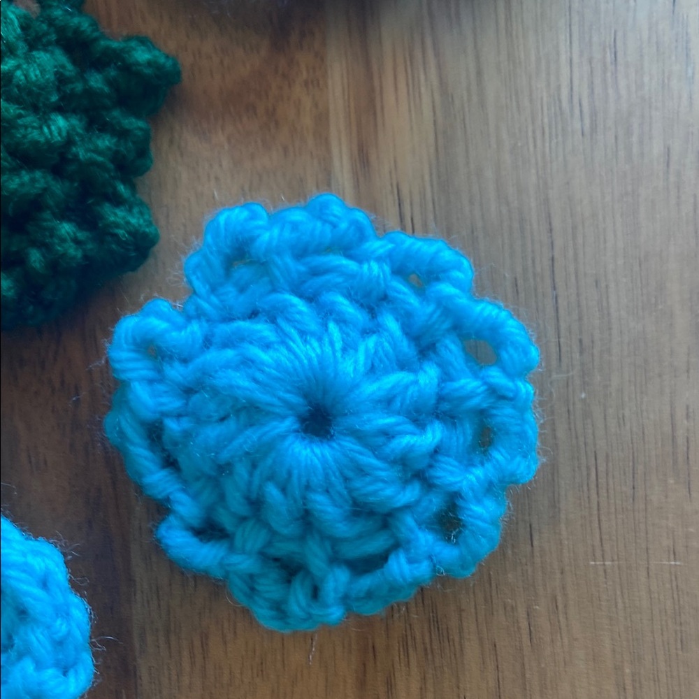 Handcrafted Crochet Flower Set Blue and Green - Picture 7 of 8